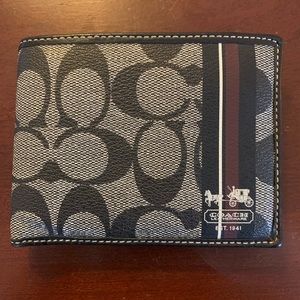 Coach men’s Bifold with ID insert